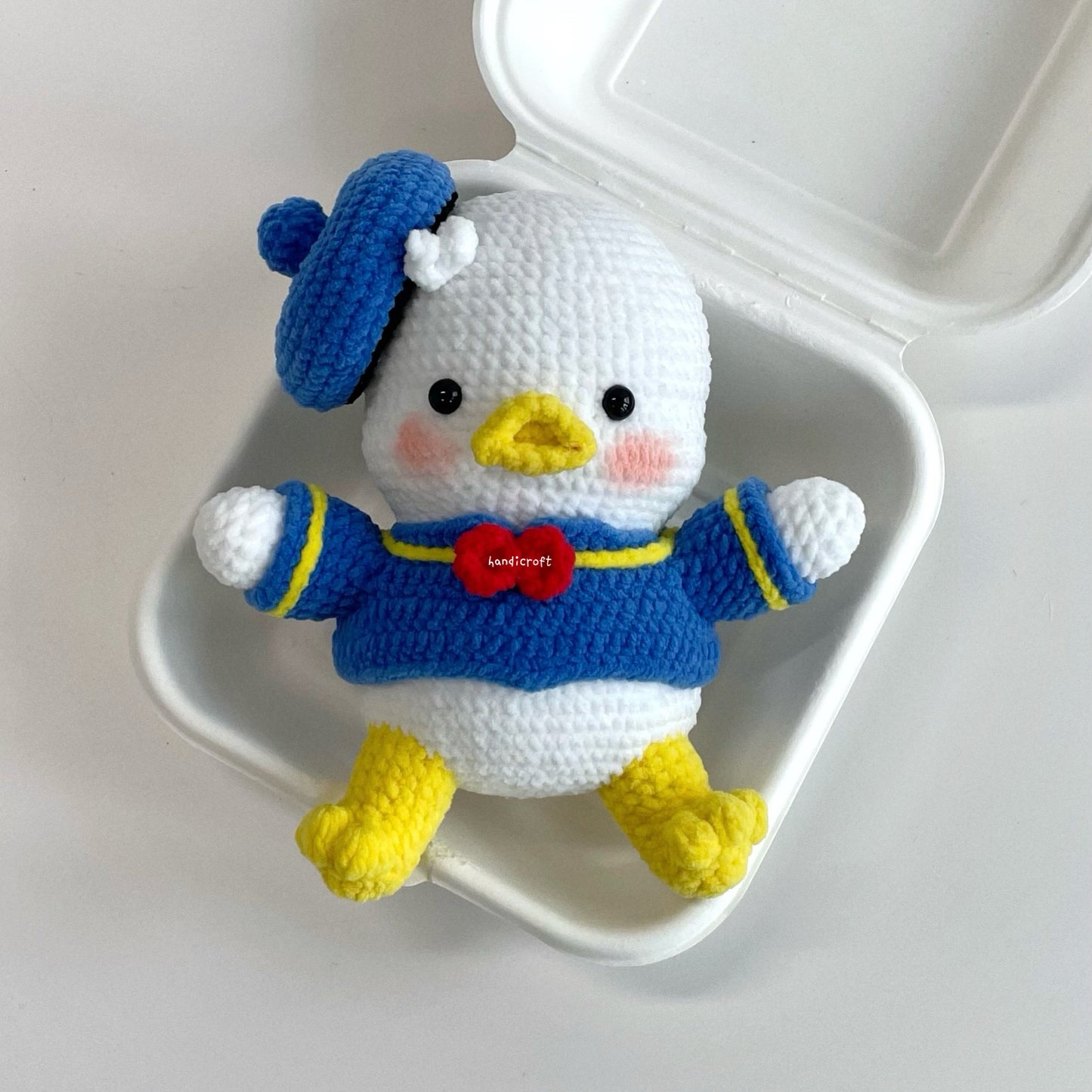 singapore handmade crochet chubby donald duck cartoon character animal amigurumi