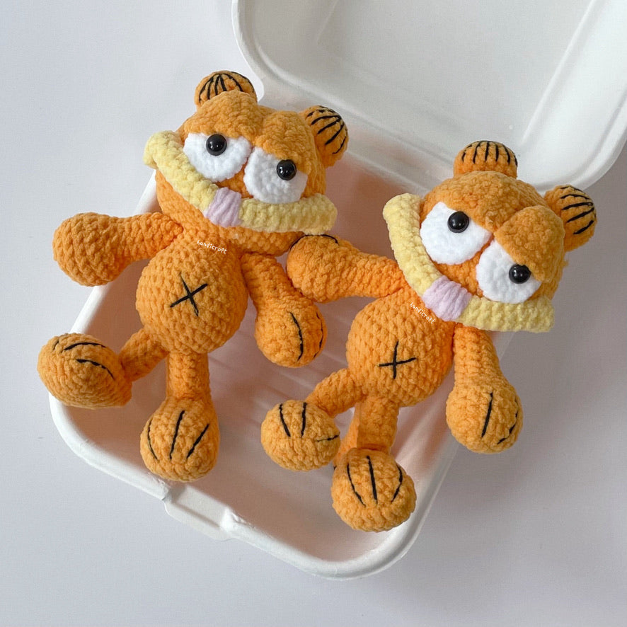 singapore handmade crochet garfield amigurumi