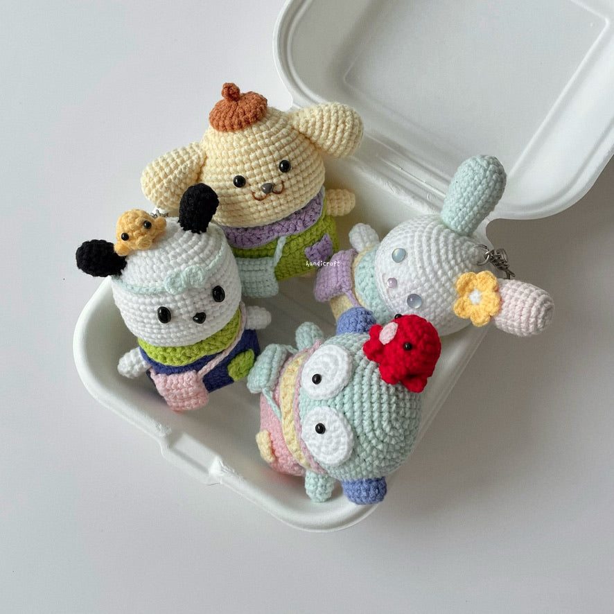 singapore handmade crochet sanrio family character amigurumi keychain