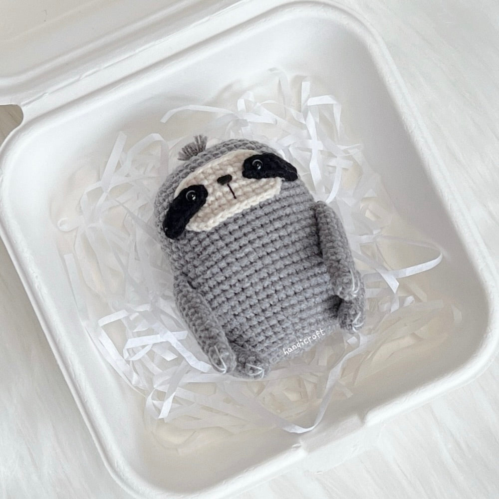 singapore handmade crochet sloth animal amigurumi keychain