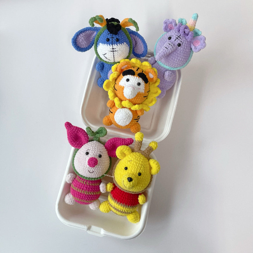 singapore handmade crochet winnie the pooh family cartoon character amigurumi