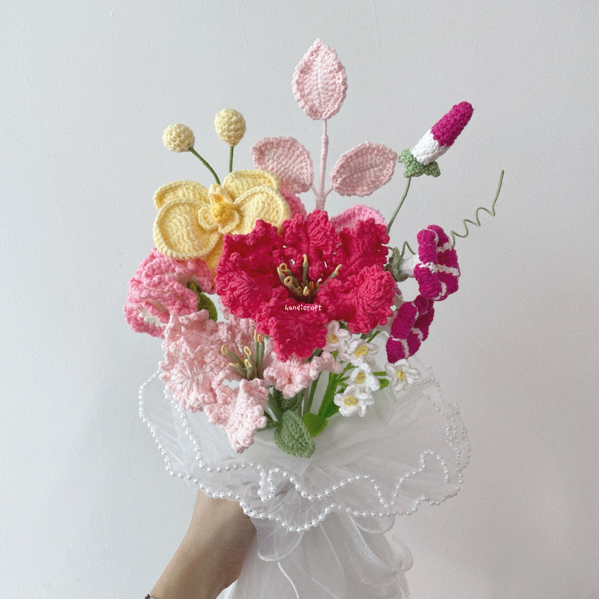 vase of charm handicroft crochet flower bouquet vase arrangement in hot pink